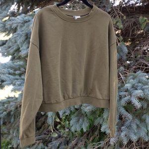 Green Cropped Crewneck
